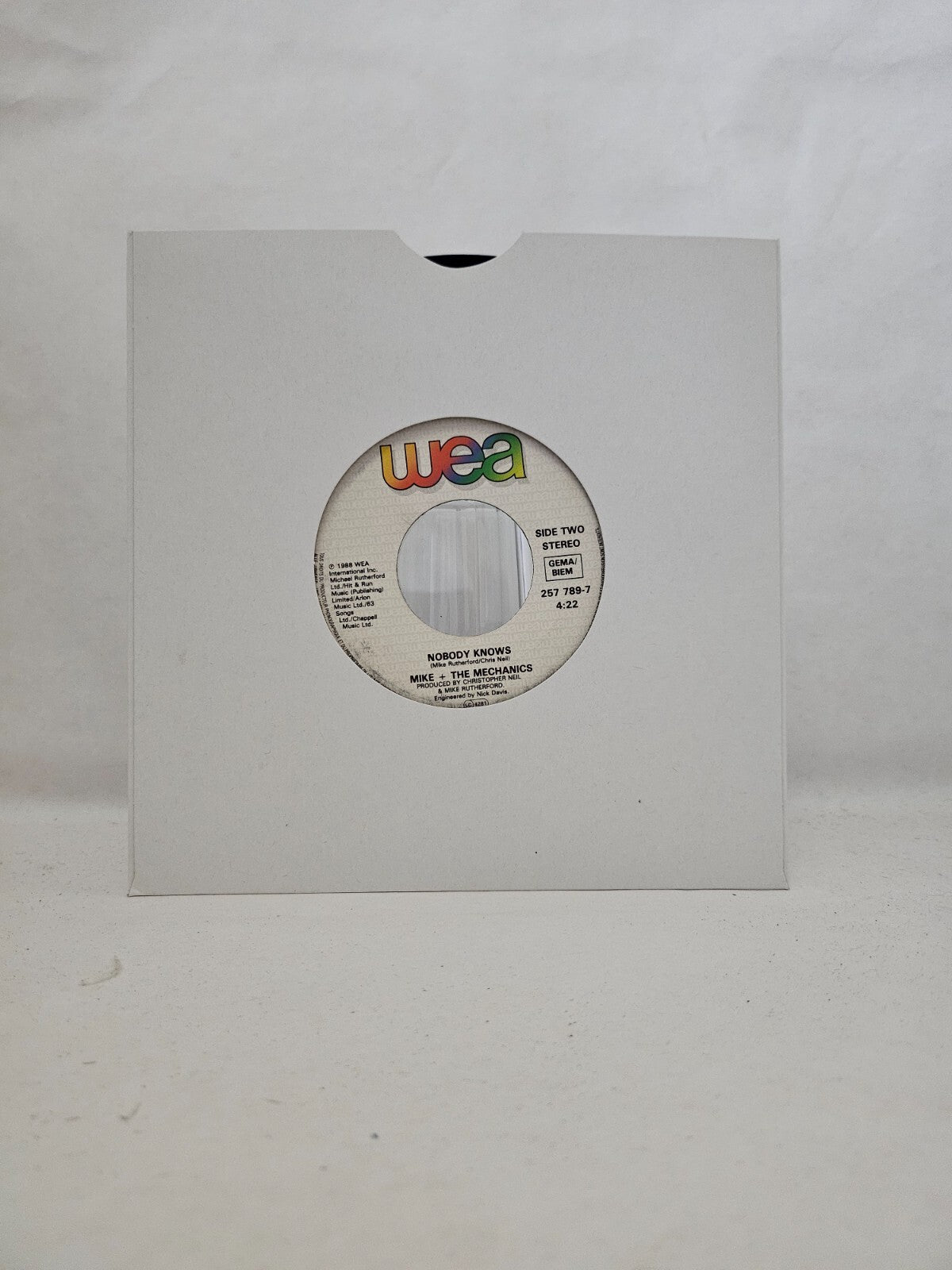 Mike And The Mechanics - Nobody Knows / Nobody's Perfect - 7 inch Vinyl Record